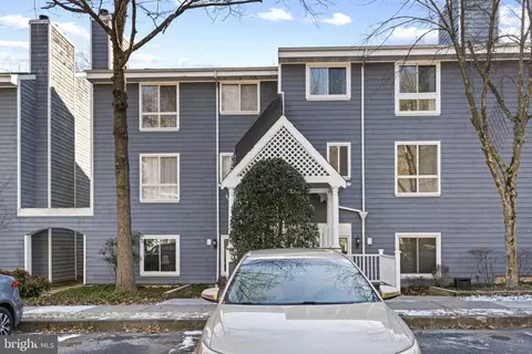 69 Greenwich Pl #69, Pikesville, MD 21208