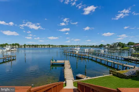 215 Nanticoke Rd, Essex, MD 21221