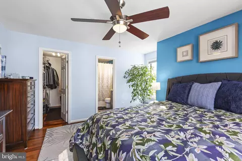 Bedroom - 2320 B Falls Gable Ln #B, Baltimore, MD 21209 photo 5 of 5