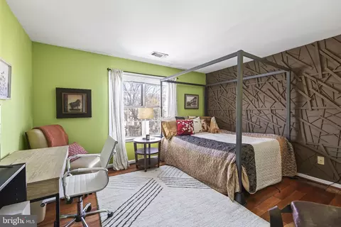 Bedroom - 2320 B Falls Gable Ln #B, Baltimore, MD 21209 photo 1 of 5