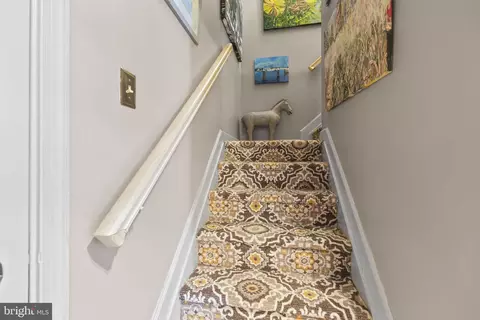 Entry Way - 2320 B Falls Gable Ln #B, Baltimore, MD 21209 photo 3 of 3
