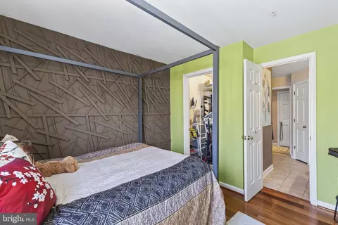 Bedroom - 2320 B Falls Gable Ln #B, Baltimore, MD 21209 photo 2 of 5