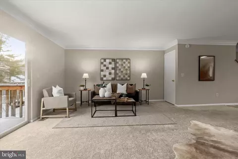Living - 23 Bartley Ct, Nottingham, MD 21236 photo 3 of 7