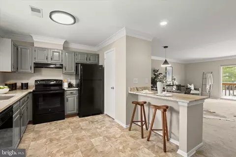 Kitchen - 23 Bartley Ct, Nottingham, MD 21236 photo 3 of 4