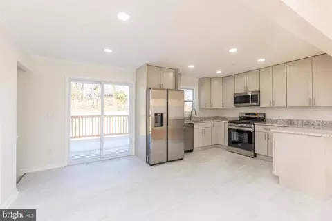 5510 Daybreak Ter, Baltimore, MD 21206 photo 7