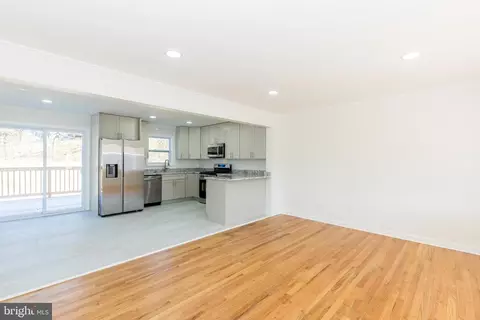5510 Daybreak Ter, Baltimore, MD 21206 photo 3