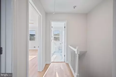 Entry Way - 7316 Conley St, Baltimore, MD 21224 photo 6 of 7