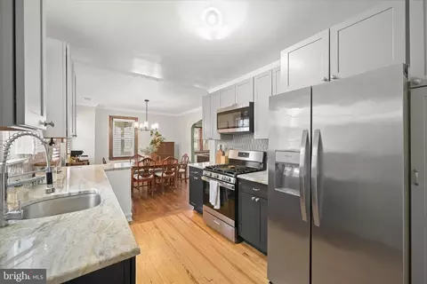 Kitchen - 5521 Willys Ave, Halethorpe, MD 21227 photo 3 of 4