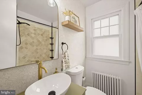 Bath - 5521 Willys Ave, Halethorpe, MD 21227 photo 1 of 5