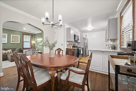 Dining - 5521 Willys Ave, Halethorpe, MD 21227 photo 4 of 6