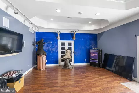 Entry Way - 8400 Summit Ave, Windsor Mill, MD 21244 photo 3 of 8