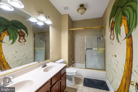 Bath - 8400 Summit Ave, Windsor Mill, MD 21244 photo 4 of 5