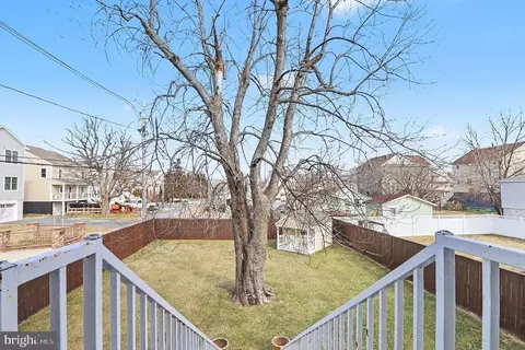 Exterior - 2809 4th St, Sparrows Point, MD 21219 photo 4 of 7