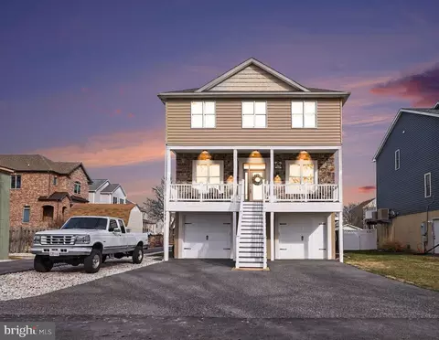 2809 4th St, Sparrows Point, MD 21219