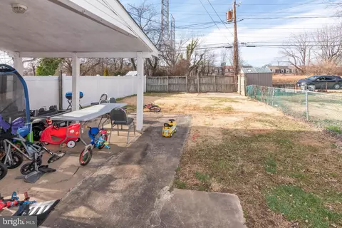 Exterior - 5686 Utrecht Rd, Baltimore, MD 21206 photo 3 of 6