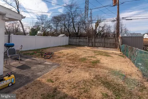 Exterior - 5686 Utrecht Rd, Baltimore, MD 21206 photo 5 of 6