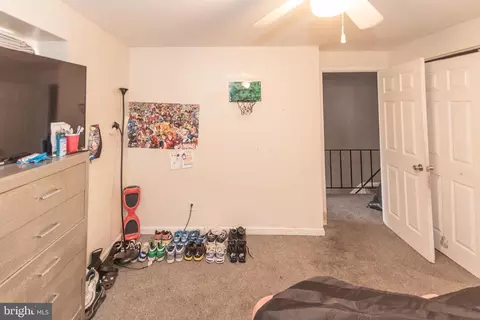 Bedroom - 5686 Utrecht Rd, Baltimore, MD 21206 photo 3 of 5