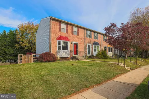 48 Stoneway Pl, Nottingham, MD 21236