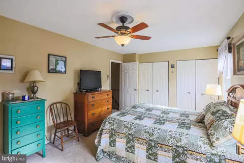 Bedroom - 48 Stoneway Pl, Nottingham, MD 21236 photo 3 of 6