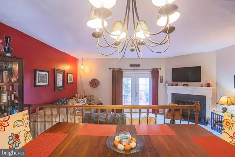 Dining - 48 Stoneway Pl, Nottingham, MD 21236 photo 2 of 4