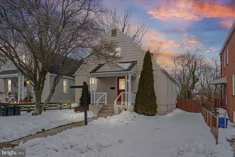 7708 Middlesex Pl, Parkville, MD 21234