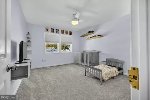 Bedroom - 401 2nd Ave, Halethorpe, MD 21227 photo 7 of 9