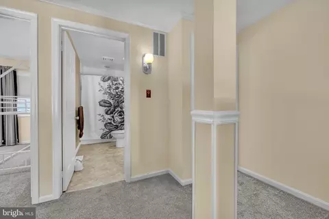 Entry Way - 401 2nd Ave, Halethorpe, MD 21227 photo 12 of 18