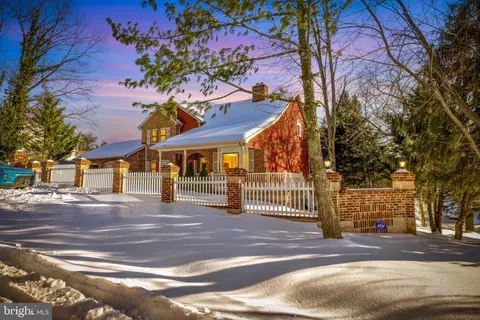401 2nd Ave, Halethorpe, MD 21227