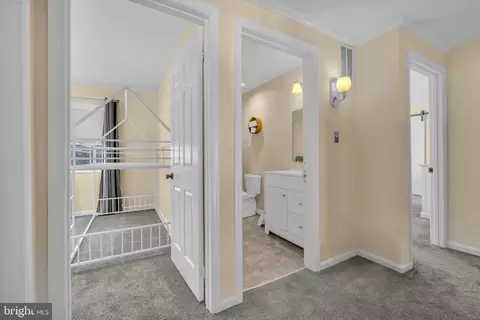Entry Way - 401 2nd Ave, Halethorpe, MD 21227 photo 11 of 18