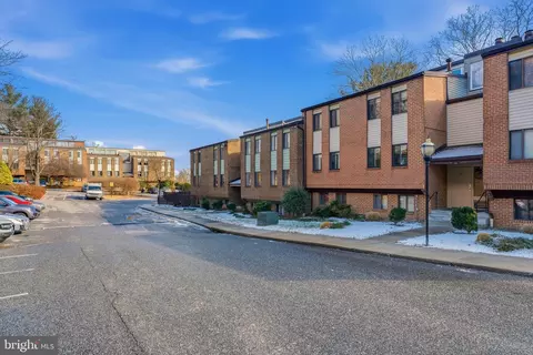 1809 Snow Meadow Ln #102, Baltimore, MD 21209