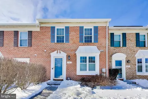 35 Wellspring Cir, Owings Mills, MD 21117