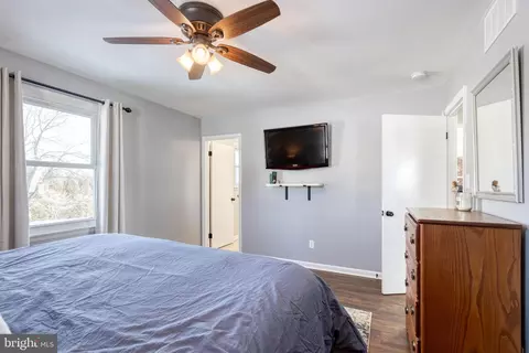 Bedroom - 17823 Marshall Mill Rd, Hampstead, MD 21074 photo 3 of 6