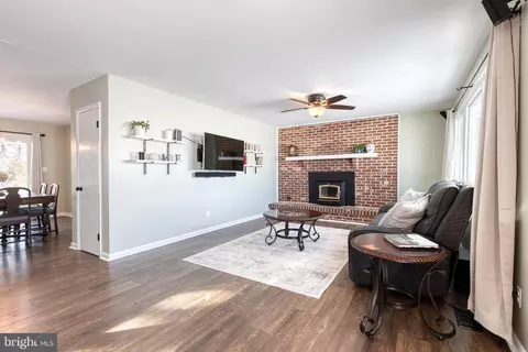 Living - 17823 Marshall Mill Rd, Hampstead, MD 21074 photo 1 of 3