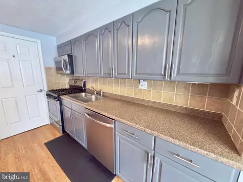 Kitchen - 2773 Yarnall Rd, Halethorpe, MD 21227 photo 2 of 3