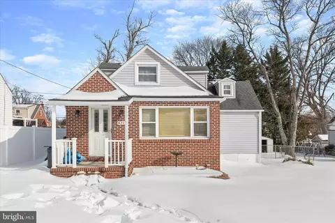 8215 Bon Air Rd, Parkville, MD 21234