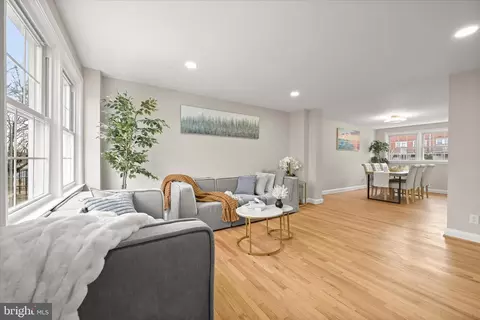 Living - 1531 Clairidge Rd, Baltimore, MD 21207 photo 1 of 5