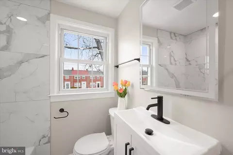Bath - 1531 Clairidge Rd, Baltimore, MD 21207 photo 2 of 4