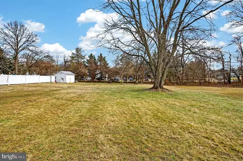 Exterior - 9223 Sandra Park Rd, Perry Hall, MD 21128 photo 2 of 3