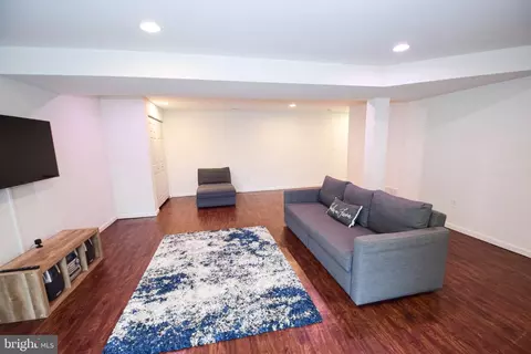Living - 5822 Dillon John Ct, White Marsh, MD 21162 photo 5 of 6