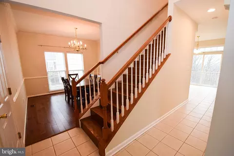 Entry Way - 5822 Dillon John Ct, White Marsh, MD 21162 photo 3 of 6