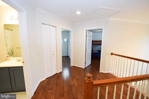 Entry Way - 5822 Dillon John Ct, White Marsh, MD 21162 photo 4 of 6