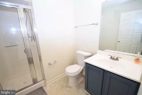 Bath - 5822 Dillon John Ct, White Marsh, MD 21162 photo 6 of 6