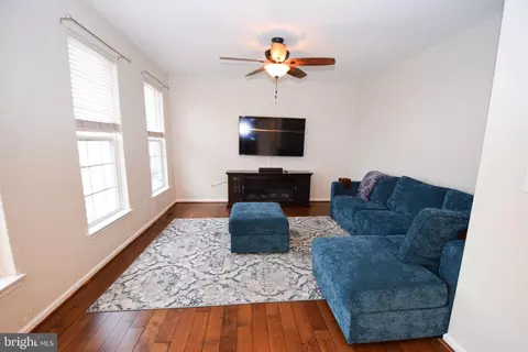 Living - 5822 Dillon John Ct, White Marsh, MD 21162 photo 1 of 6