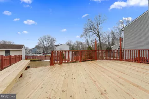 Exterior - 9 Menteith Ct, Nottingham, MD 21236 photo 7 of 8