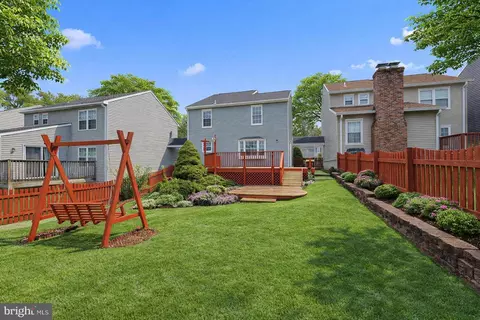 Exterior - 9 Menteith Ct, Nottingham, MD 21236 photo 5 of 8