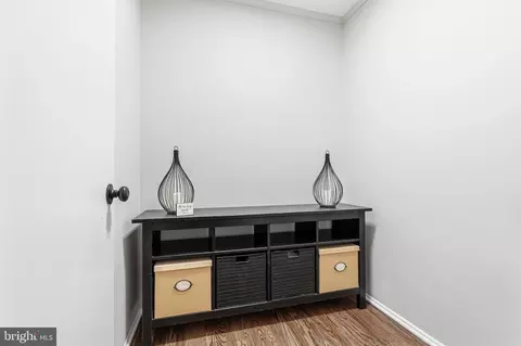 Entry Way - 9 Menteith Ct, Nottingham, MD 21236 photo 4 of 6