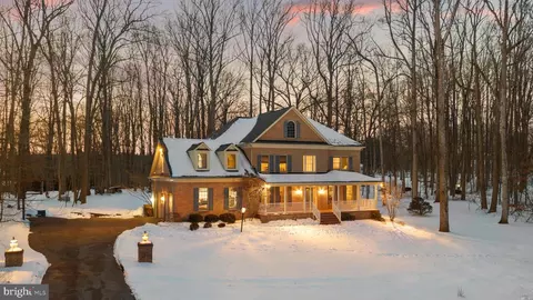 6 Middle Woods Ct, Parkton, MD 21120