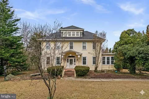 6100 Frederick Rd, Catonsville, MD 21228