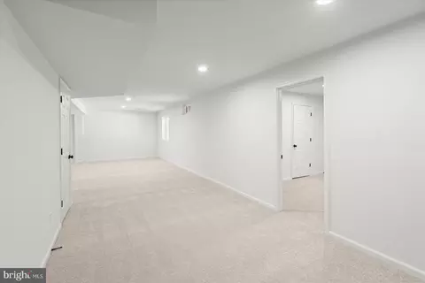 Entry Way - 917 Gladway Rd, Middle River, MD 21220 photo 10 of 14