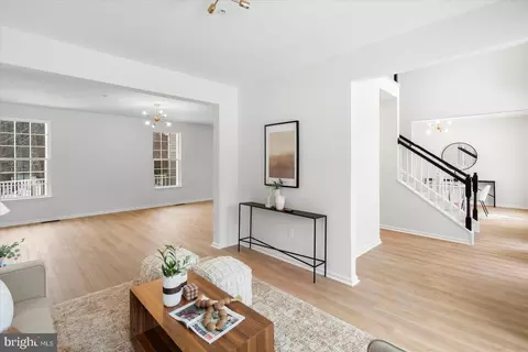 Entry Way - 917 Gladway Rd, Middle River, MD 21220 photo 2 of 14